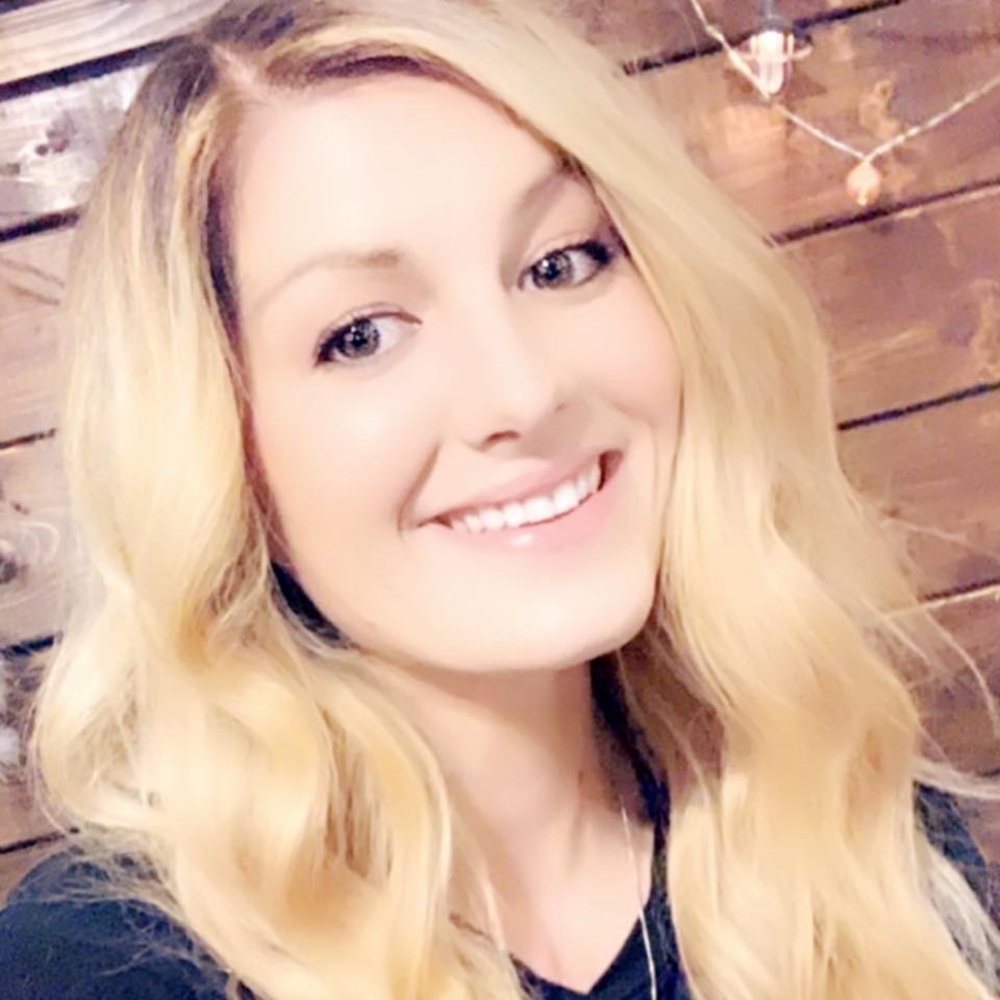 Meet your Posher, Allyson
